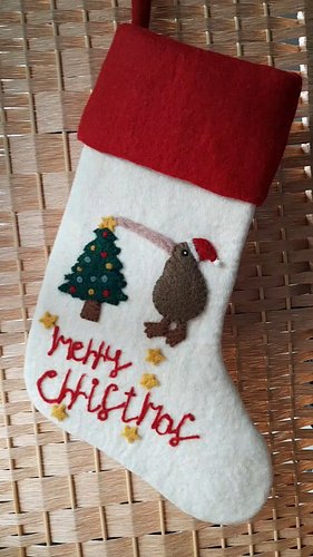 🌟Another exciting package has arrived! my recent collaboration with @woolintegrity 🎄 Made from NZ wool, these beautiful Chris...