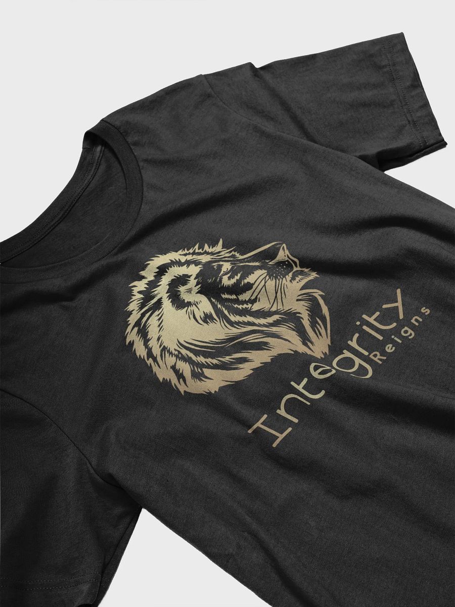 Integrity Reigns Lion T-Shirt product image (3)