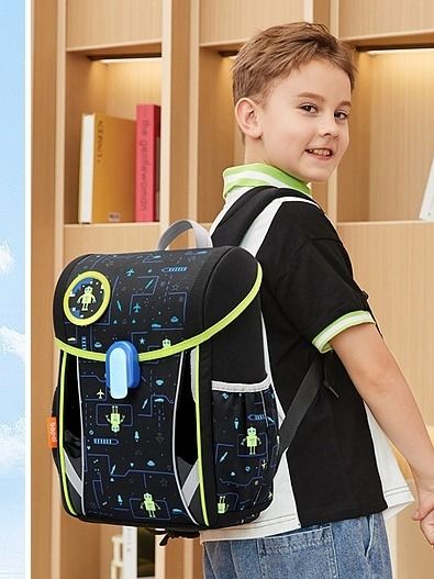 Large Capacity Portable Burden Alleviation Children's Backpack VIA Onlineshop product image (2)