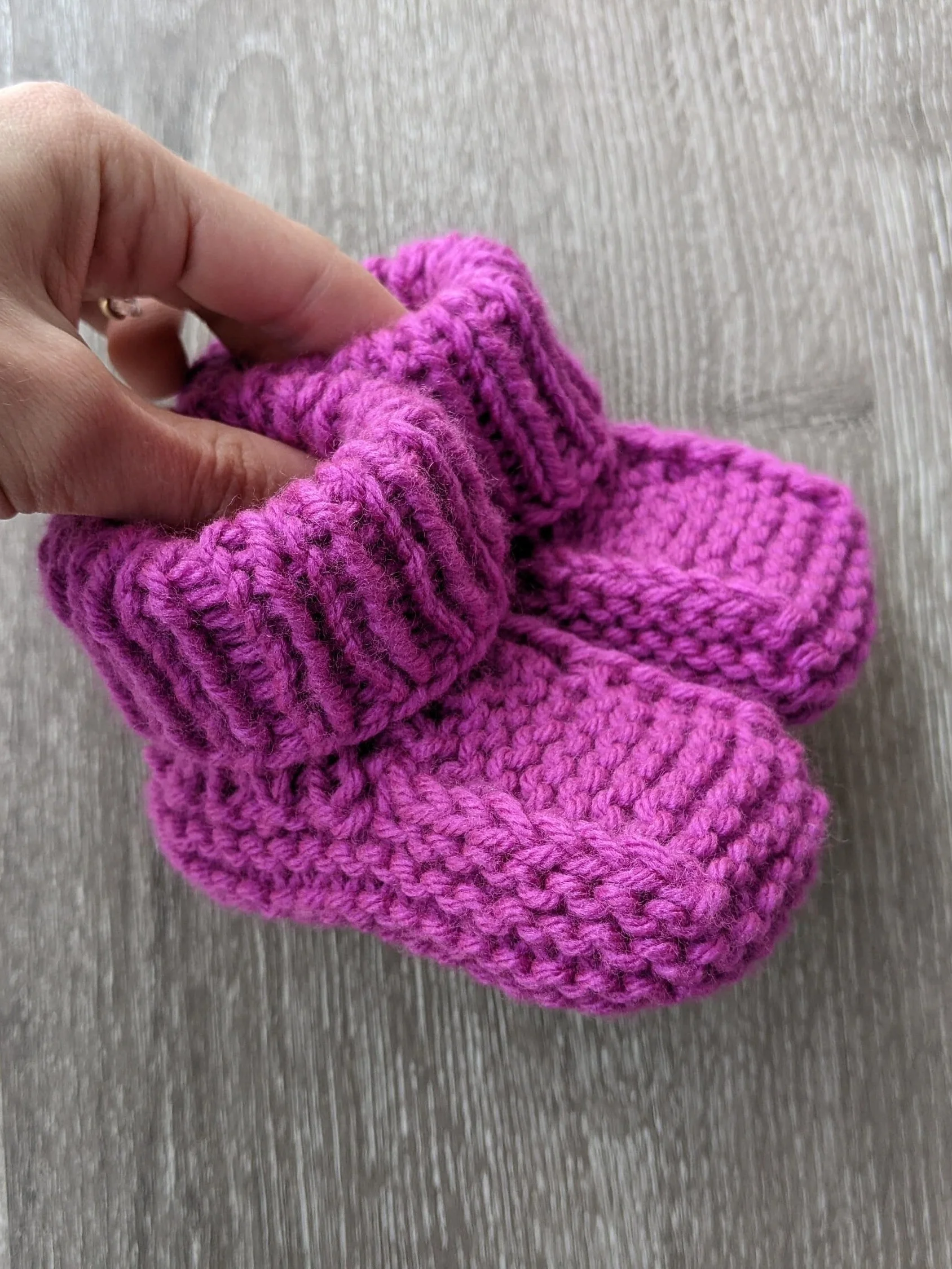 Newborn Baby Knit Booties Pattern product image (1)