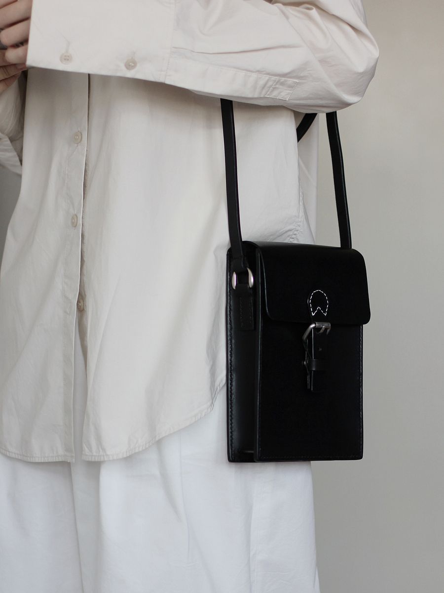 Vegetable Tanned Leather Classic Satchel – Black product image (8)