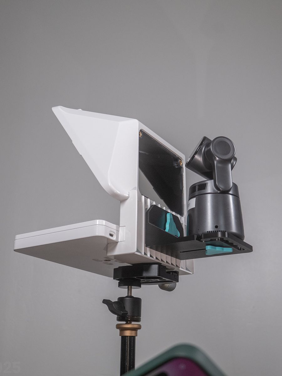 OBSBOT Tail Air Prompter Kit product image (5)