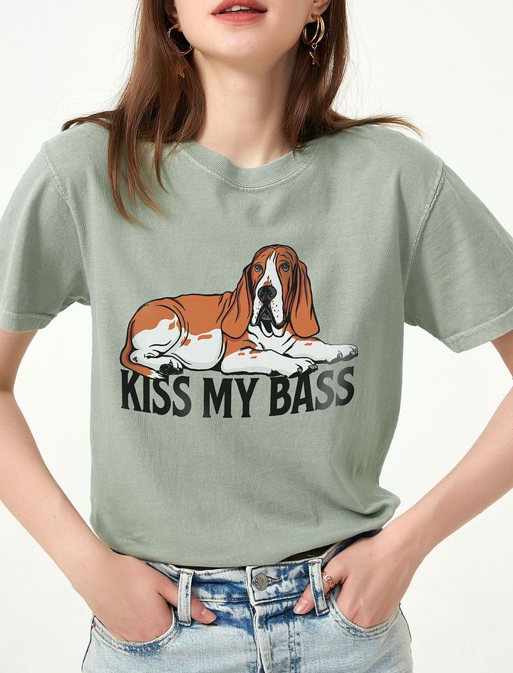 Kiss My Bass T-Shirt | Funny T-Shirt for Basset Hound (Red) Owners product image (1)