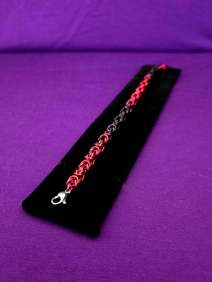 Chainmail Bracelet - Red and Black product image (1)