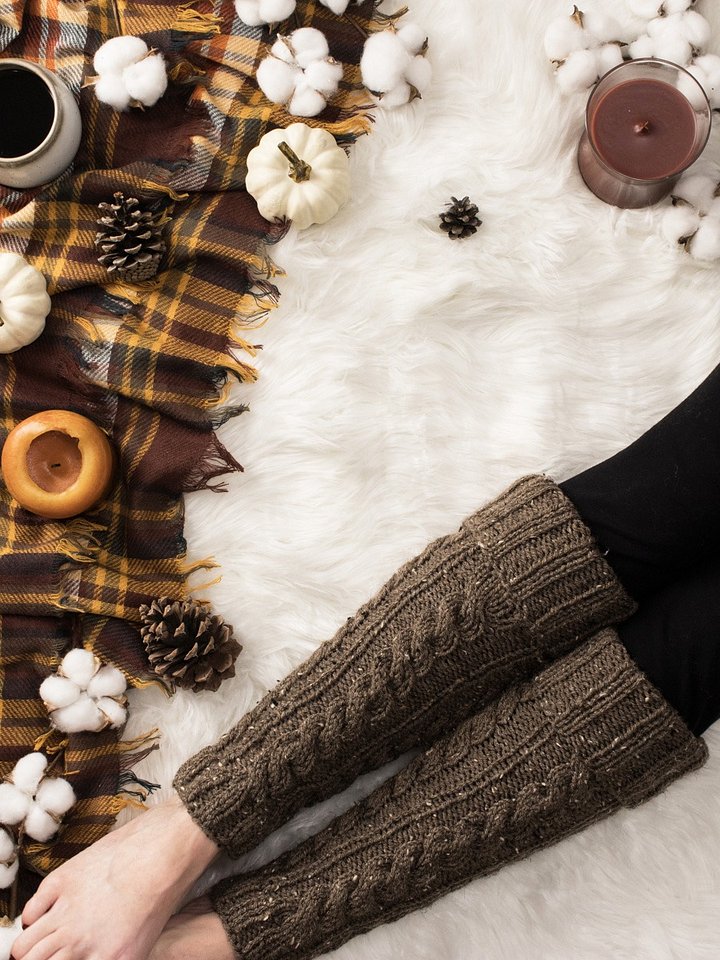 Cable Knit Leg Warmers Knitting Pattern - Intentional product image (1)
