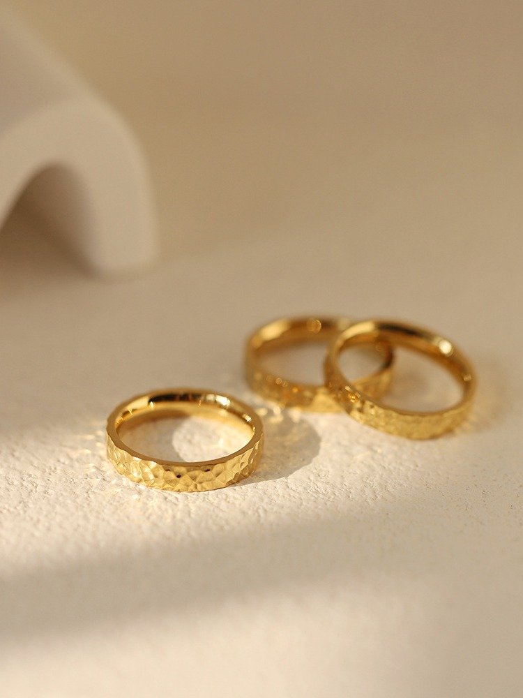 Hammered Texture Band Ring | 18K Gold Plated product image (2)