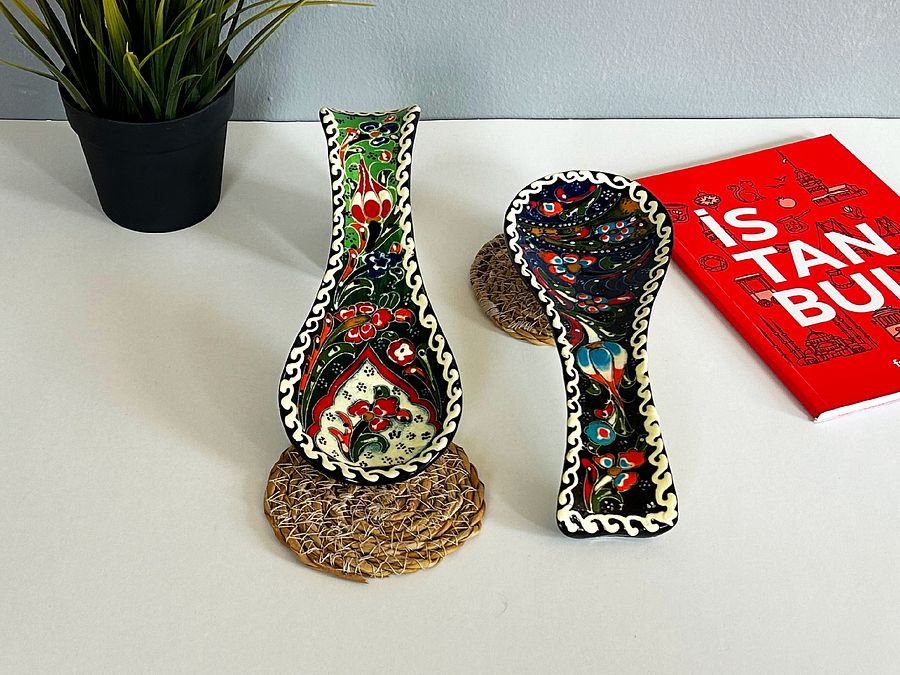 Ceramic spoon rest (Iznik style, blue-yellow) — handmade pottery product image (4)