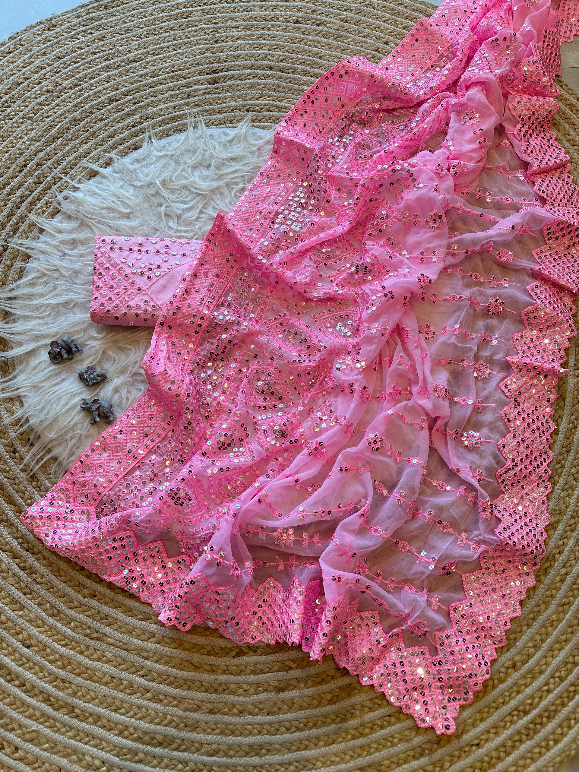 Superb Soft Refined Georget Silk Saree With Lucknowi Thread Chikankari product image (1)