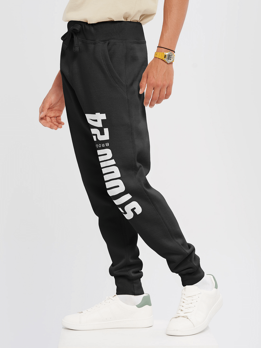 The Studio 24 I Brooks Jogger product image (6)