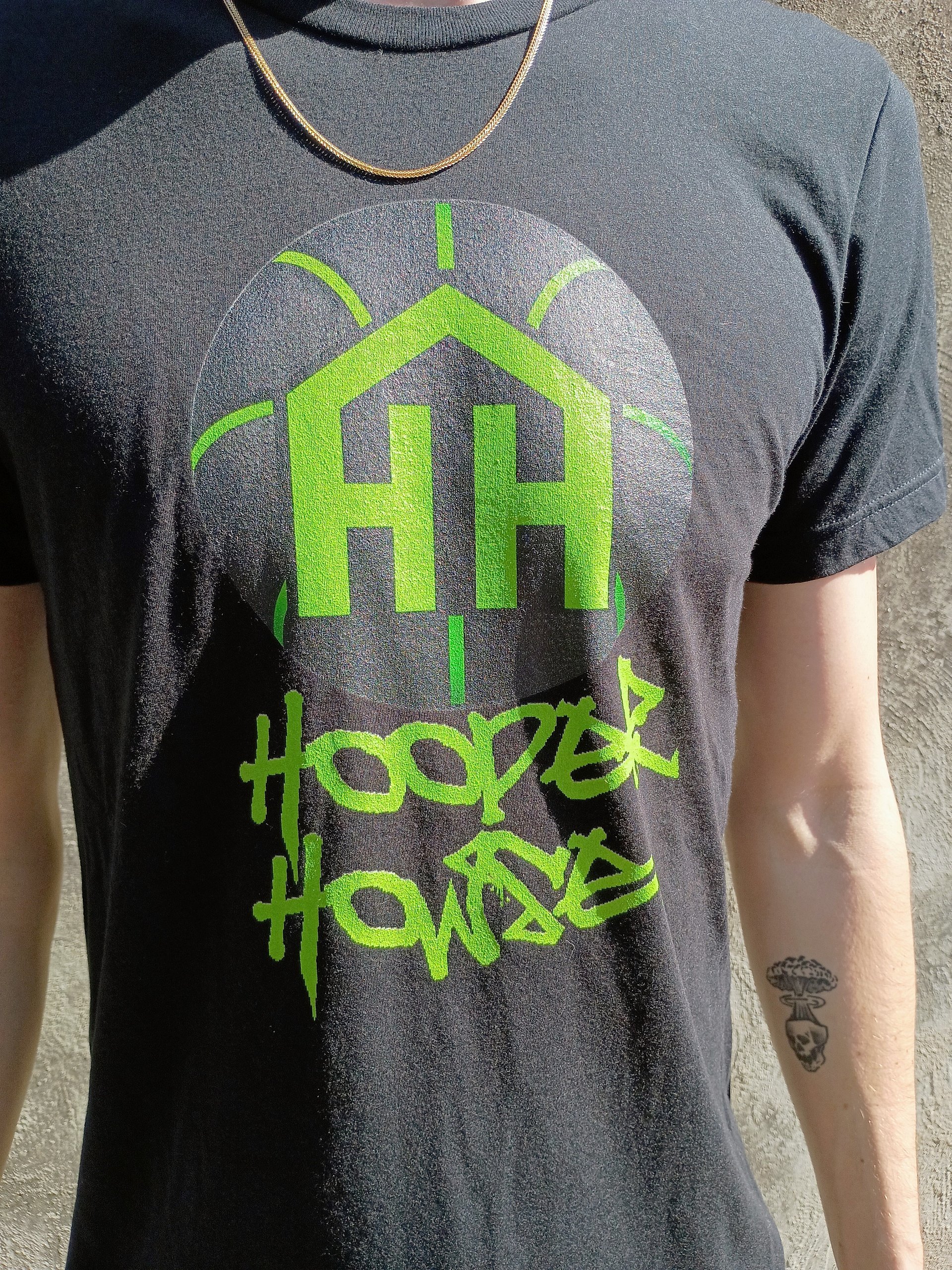 Hooper Howse Tee - CLASSIC product image (5)