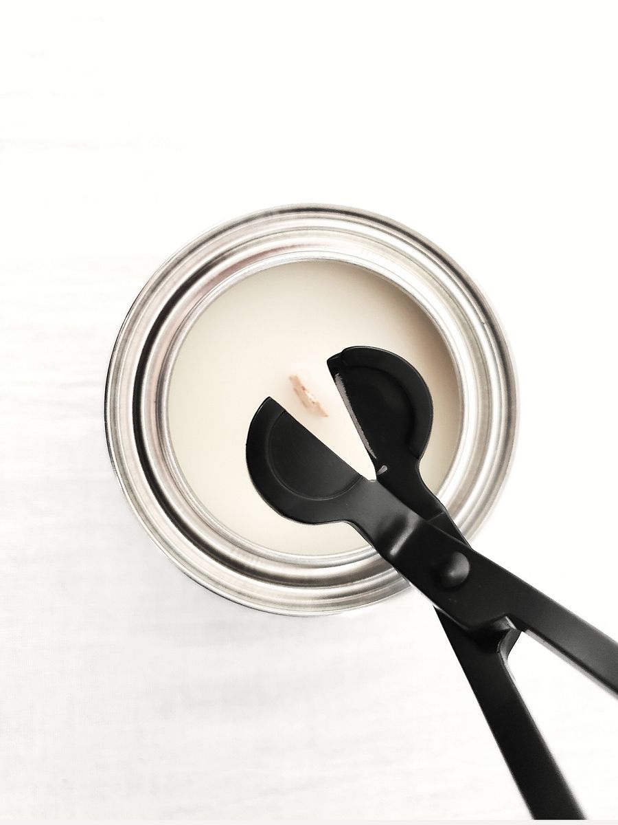 Unscented Initial Wooden Wick Candle product image (4)