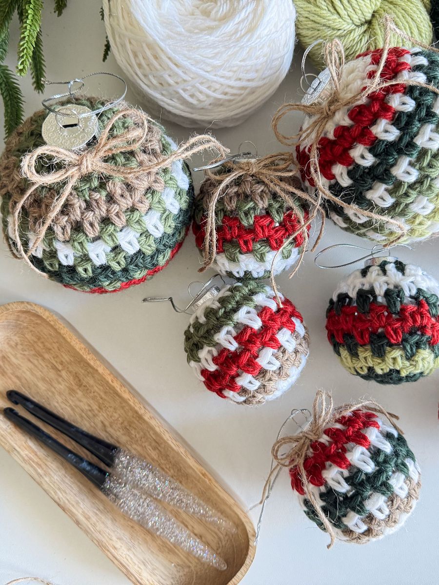 Holiday Weave Bauble Crochet Pattern product image (5)