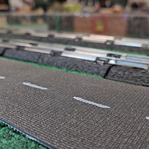 Two trains passing. #trainshow #OT&WTrainShow #OT&WTrainShow2024 #modelrailroad