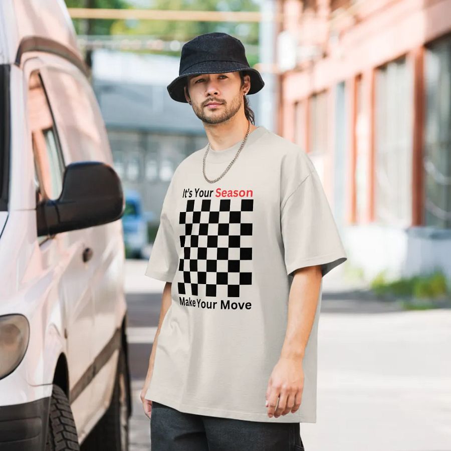 Retro Red Season Oversized Tee product image (6)