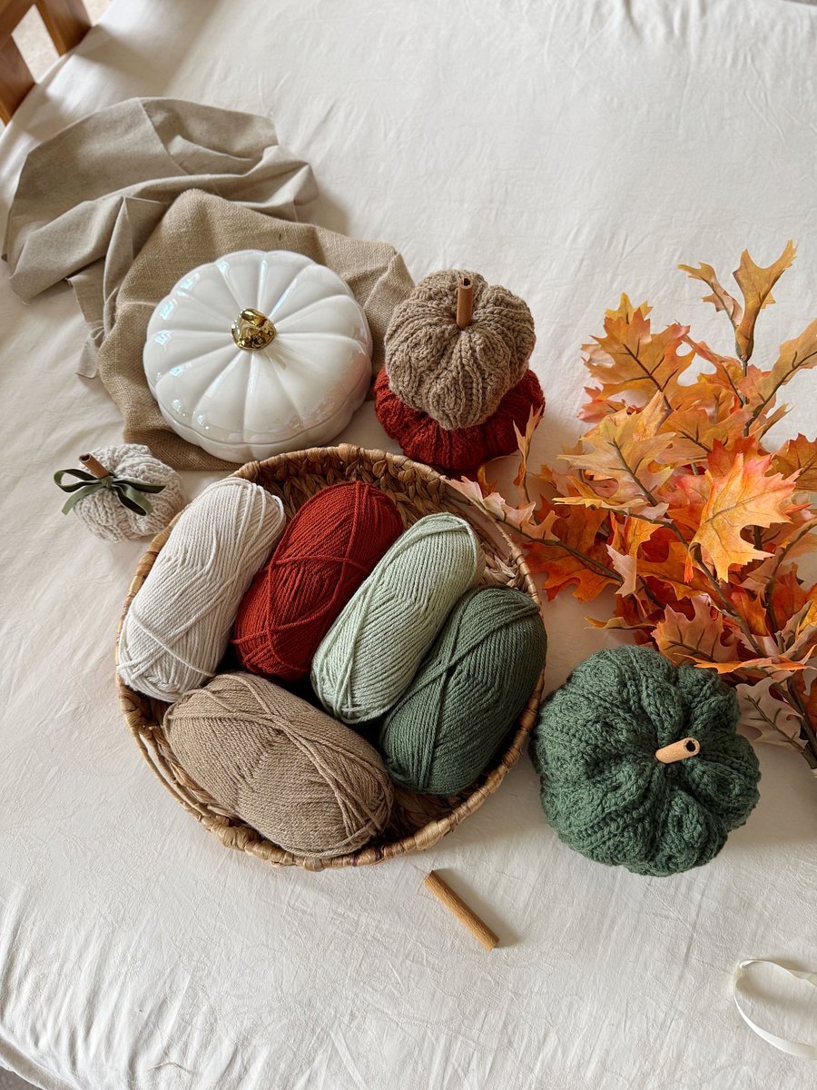 DEIDRA CROCHET Pumpkin PATTERN + VIDEO - 4 Sizes product image (8)