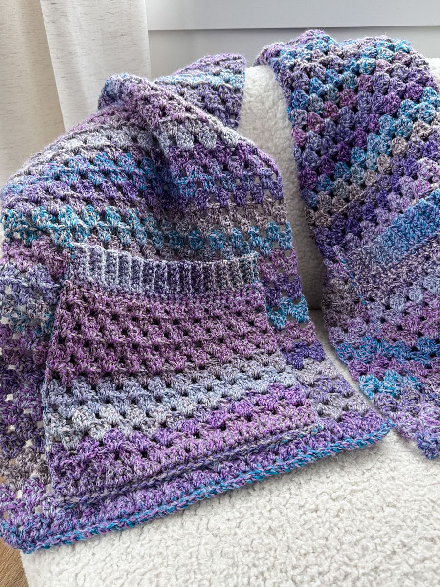 Chunky Granny Pocket Shawl Crochet Pattern product image (10)