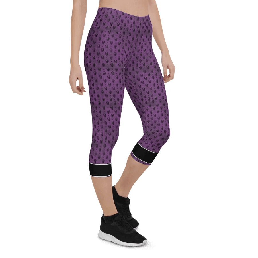 Midnight Majesty Capri Leggings product image (7)