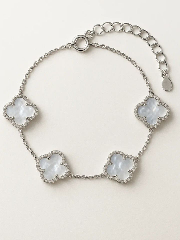 The Lumière Bracelet product image (1)