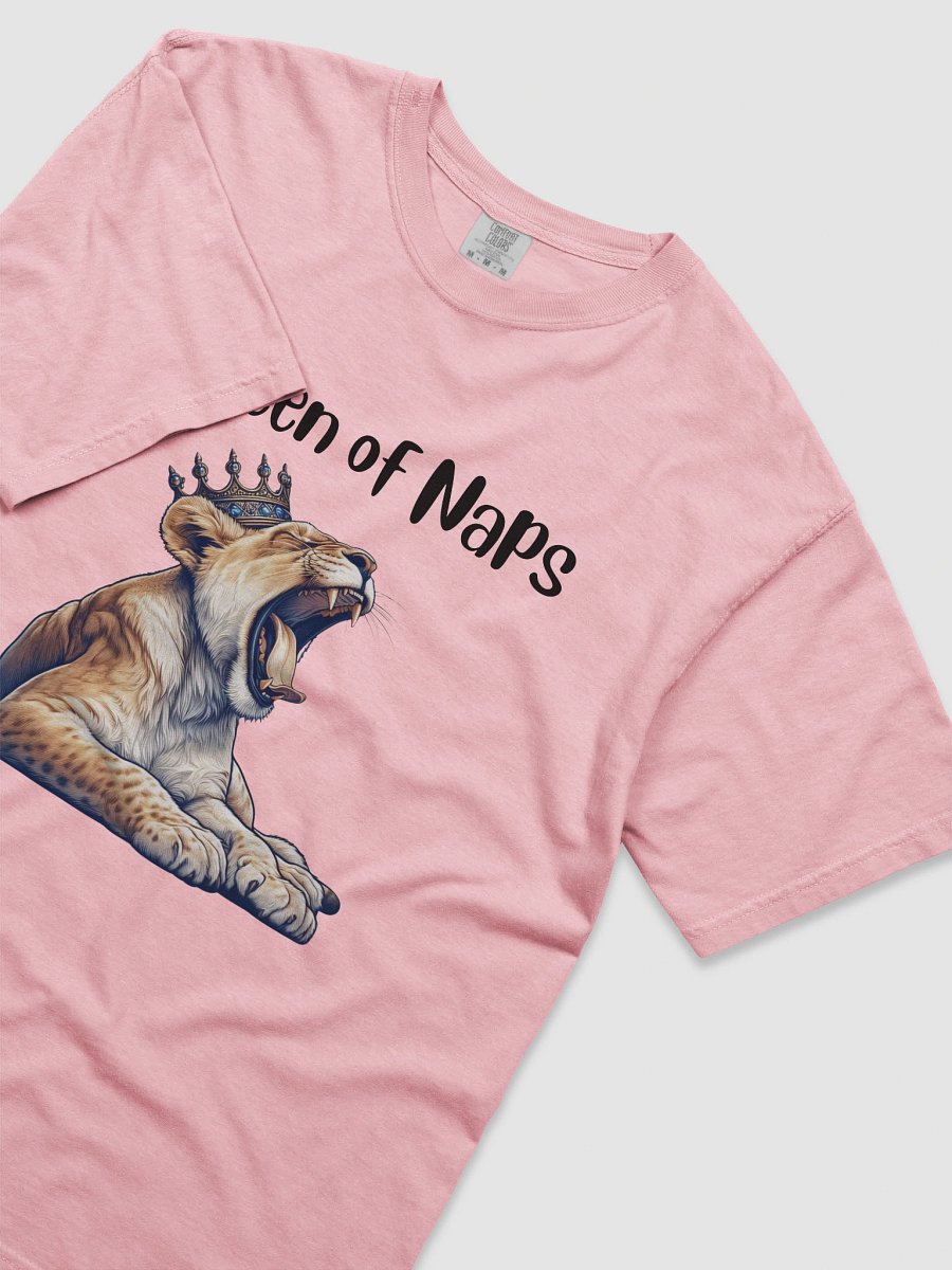 Regal Lioness Crowned T-Shirt product image (41)