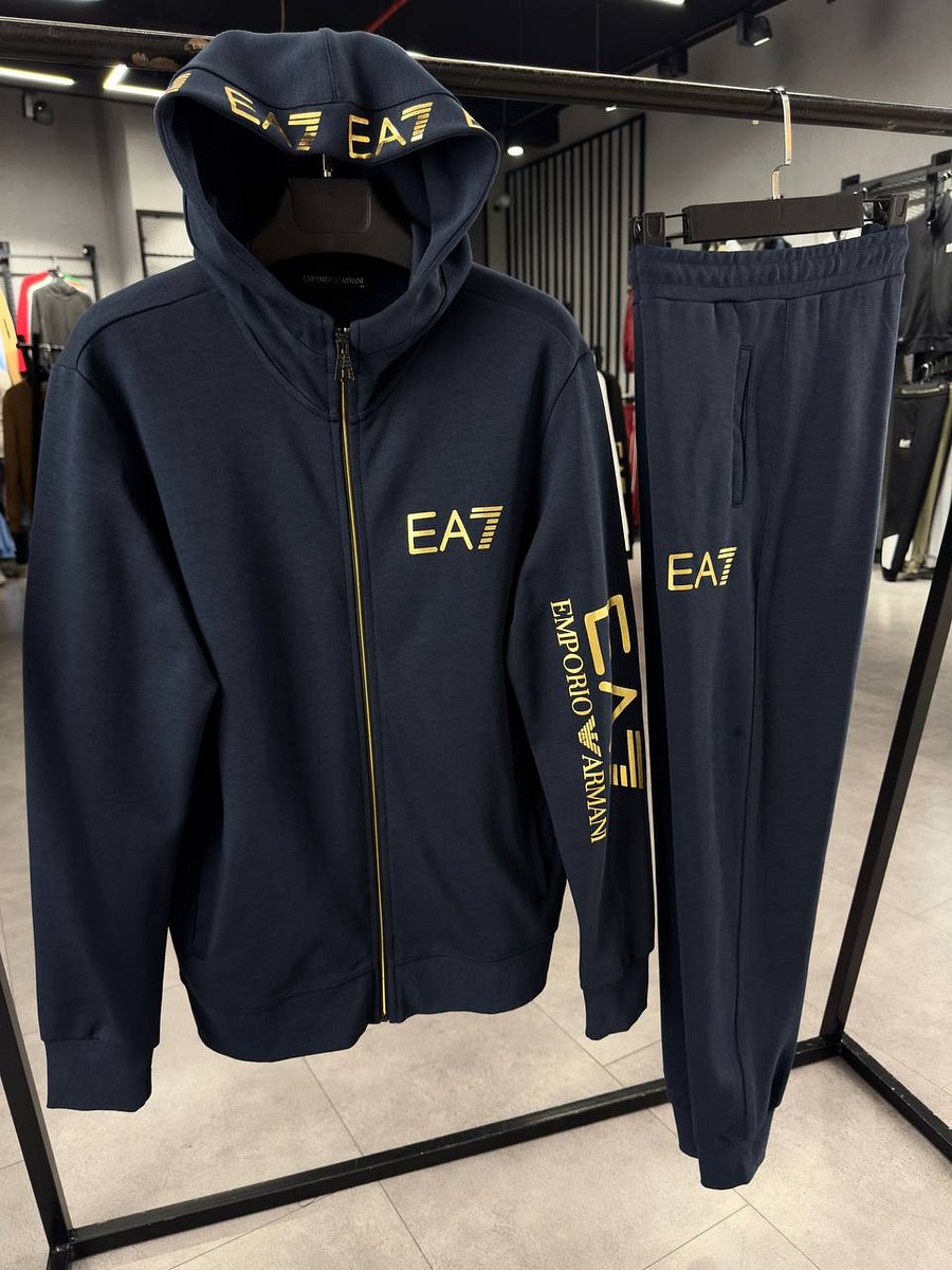 Men Tracksuit product image (2)