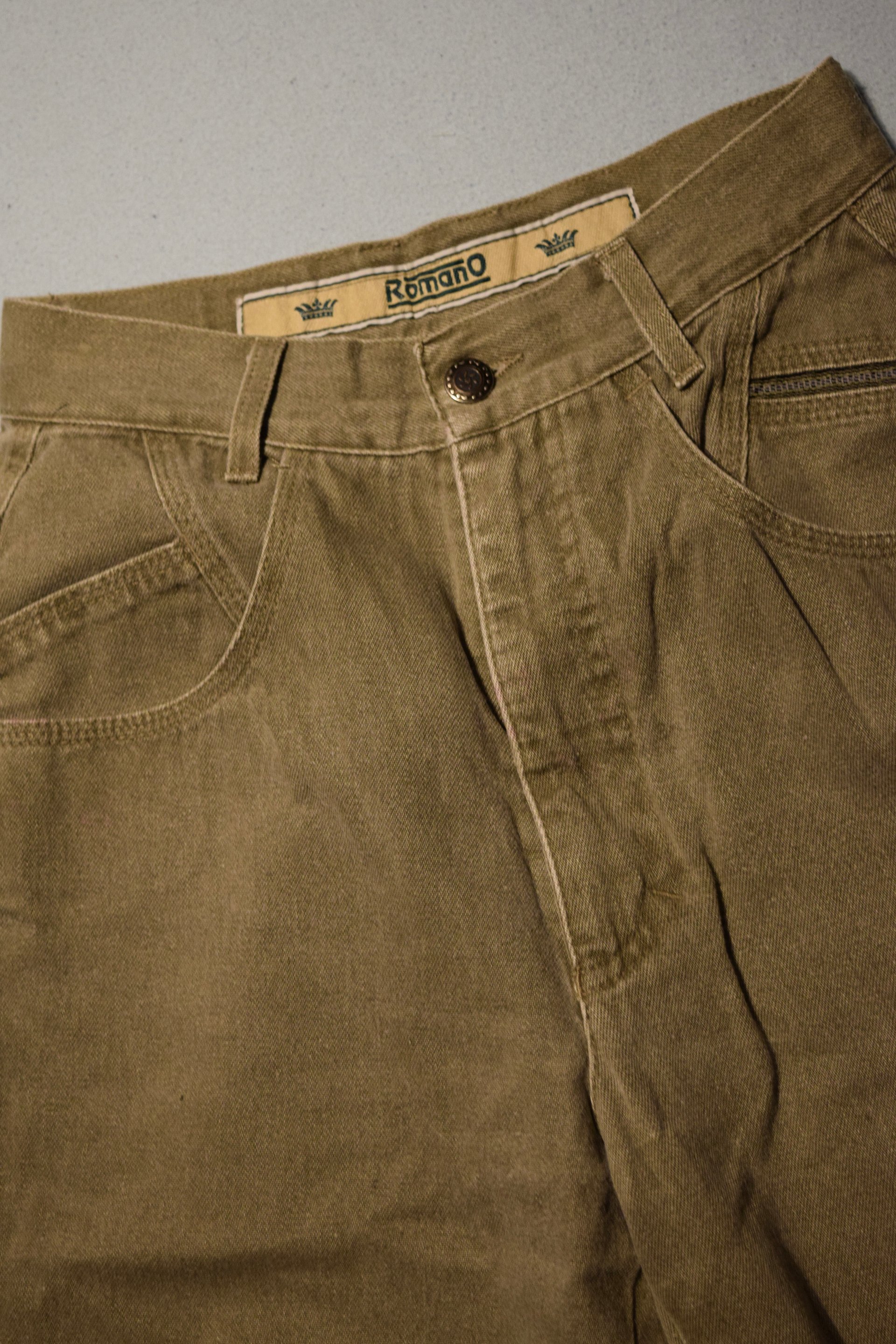 Layered paint-splatter product image (7)