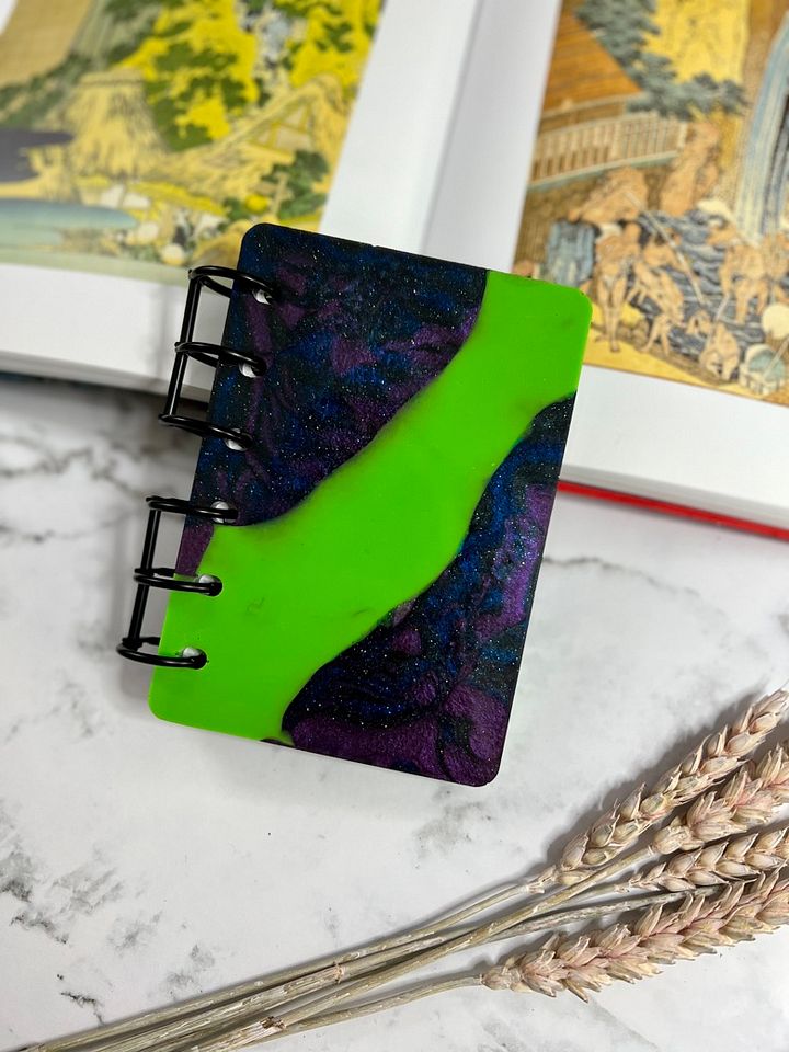 Nebula Refillable Resin Notebook product image (1)
