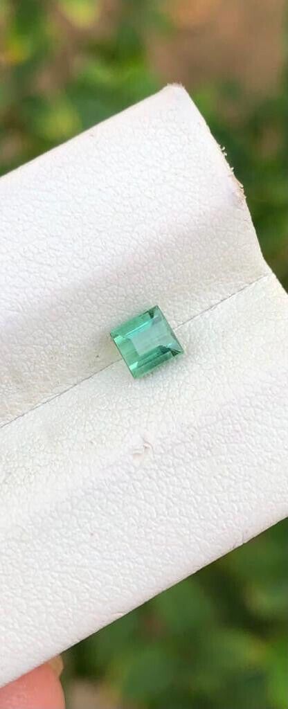 NATURAL TOURMALINE GEMSTONE FOR WIRE WRAP SQUARE SHAPE APPLE GREEN, 0.50 CARAT product image (7)