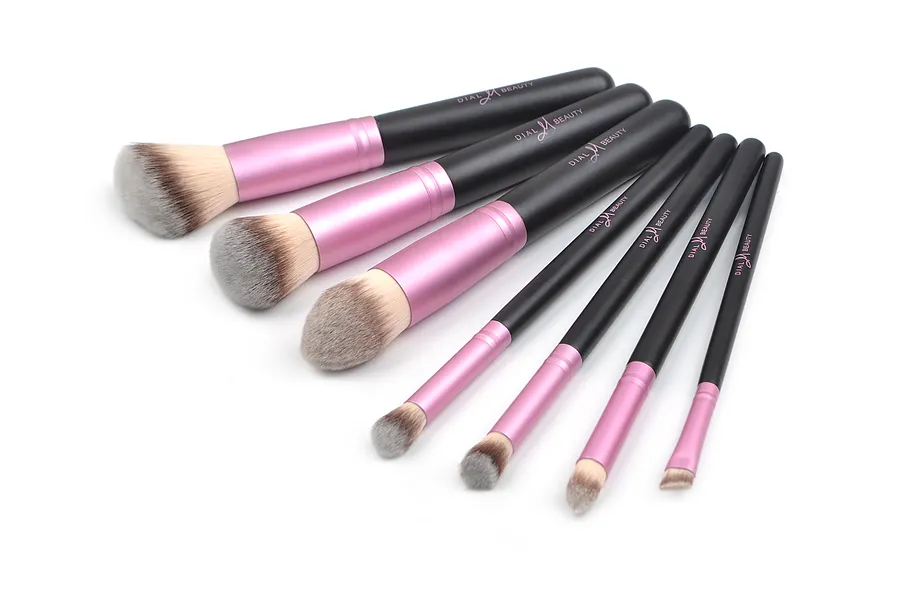 8 piece Dial M Beauty Brush Set product image (1)
