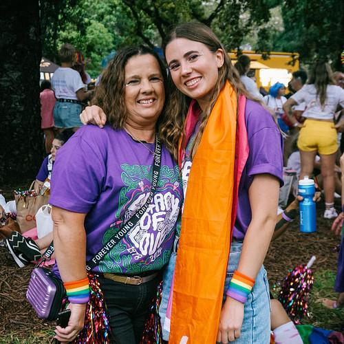 (Part 2/2) My mums first Mardi Gras! 🥰🌈💖

I wanted to bring my mum as my ‘plus one’ to Mardi Gras this year! 🥹

Before this n...