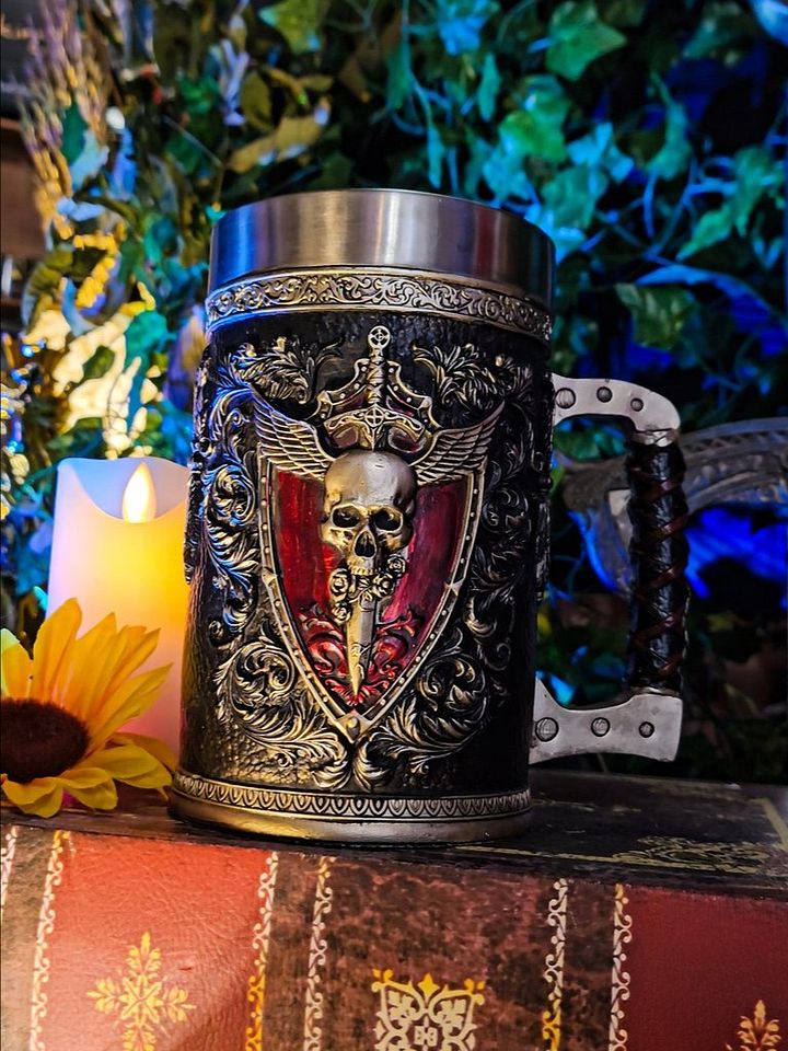 The Armored Kingdom Red Skullblade Mug product image (1)