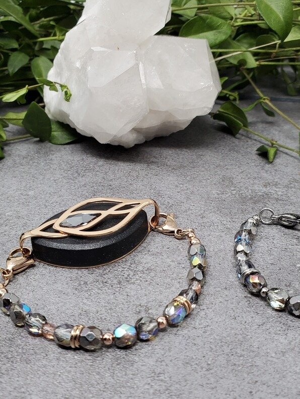 Celebration Bracelet | Czech Glass | Handmade Accessory for Bellabeat Leaf Urban & Ivy product image (2)