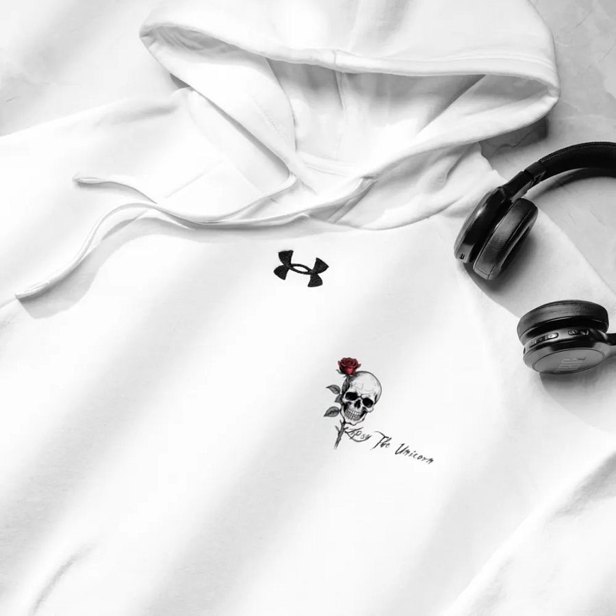 MORE THAN LOVE product image (3)
