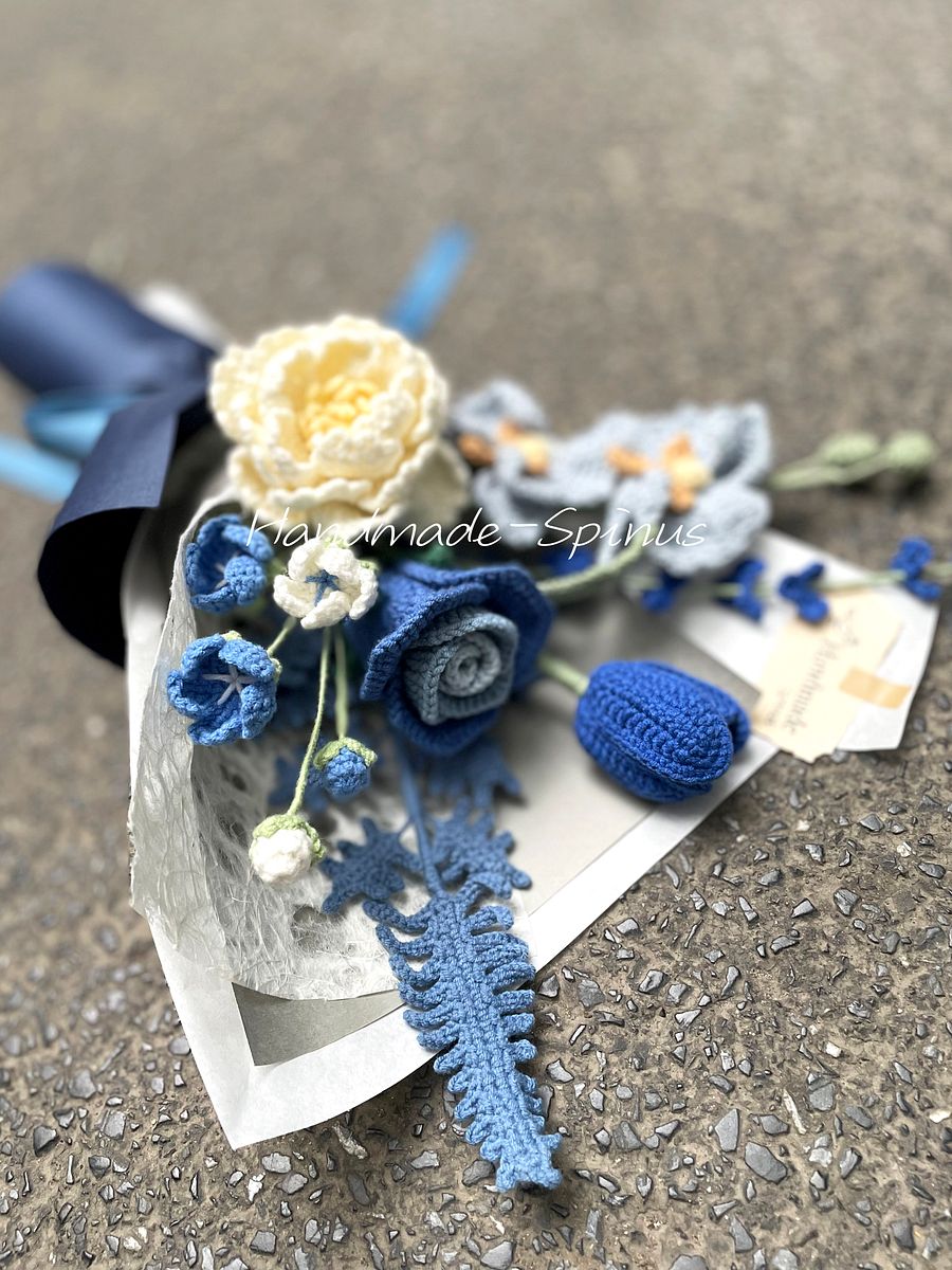 Blue Note Crochet Knit Bouquet product image (5)