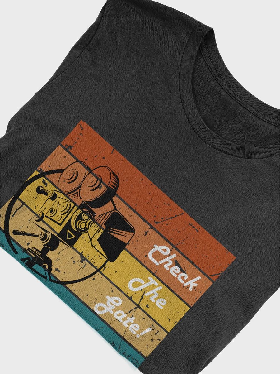 Retro Camera Check The Gate T-Shirt product image (5)