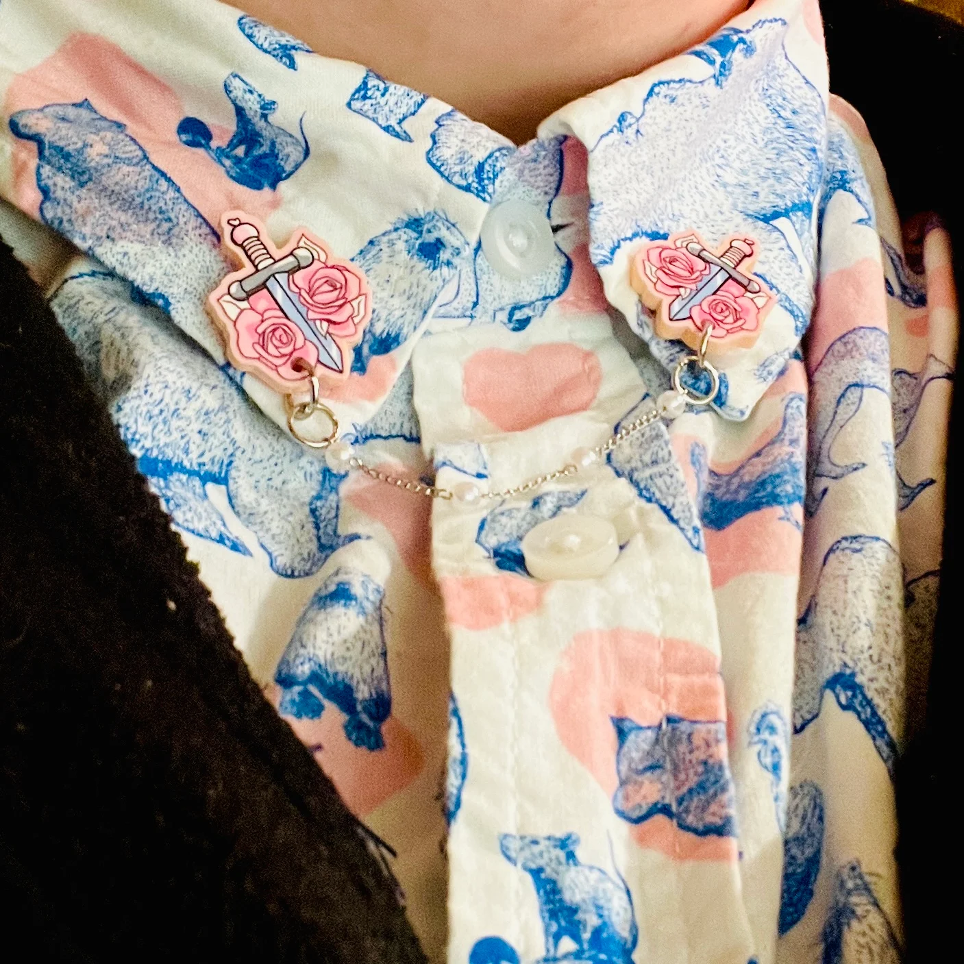 Sword and Roses Collar Pin Set product image (4)