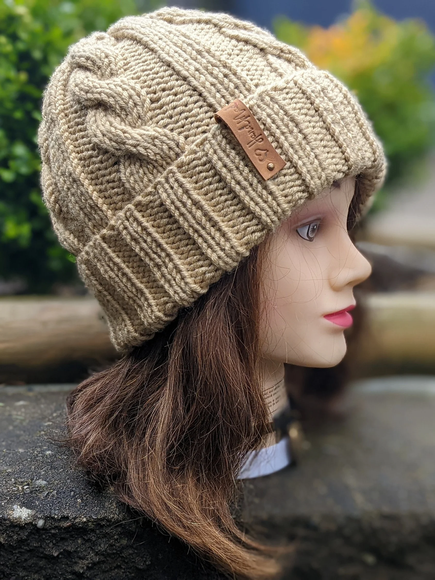 Crème Brûlée Cable Hat Knitting Pattern (Circular Needles) product image (4)