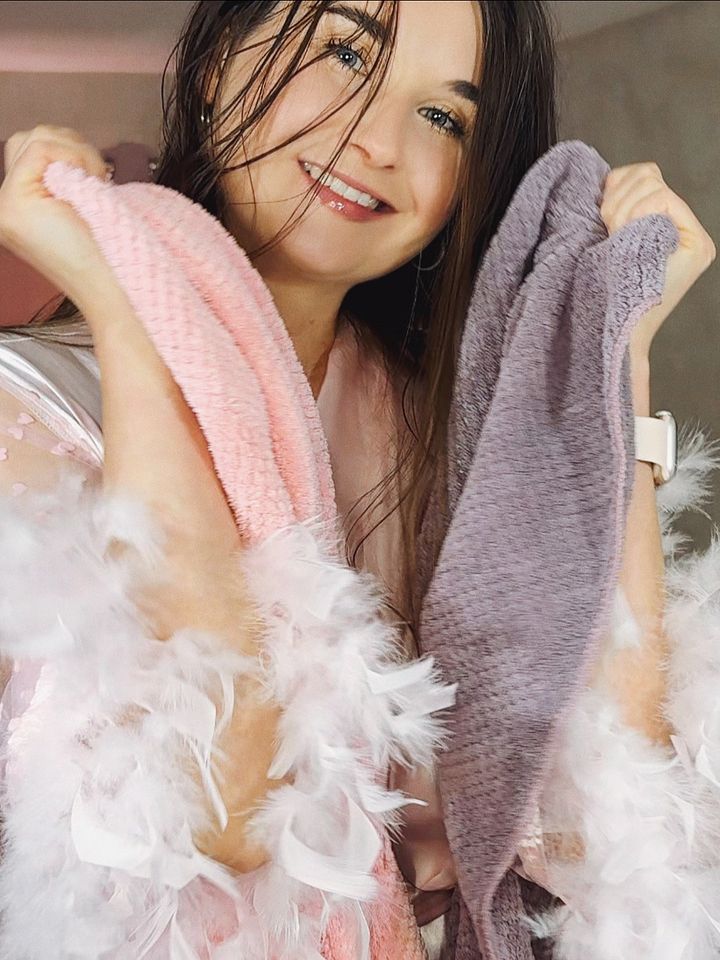 Quick-Dry Hair Towel Wrap – Soft, Stylish & Super Absorbent, Pink and Purple colours product image (1)