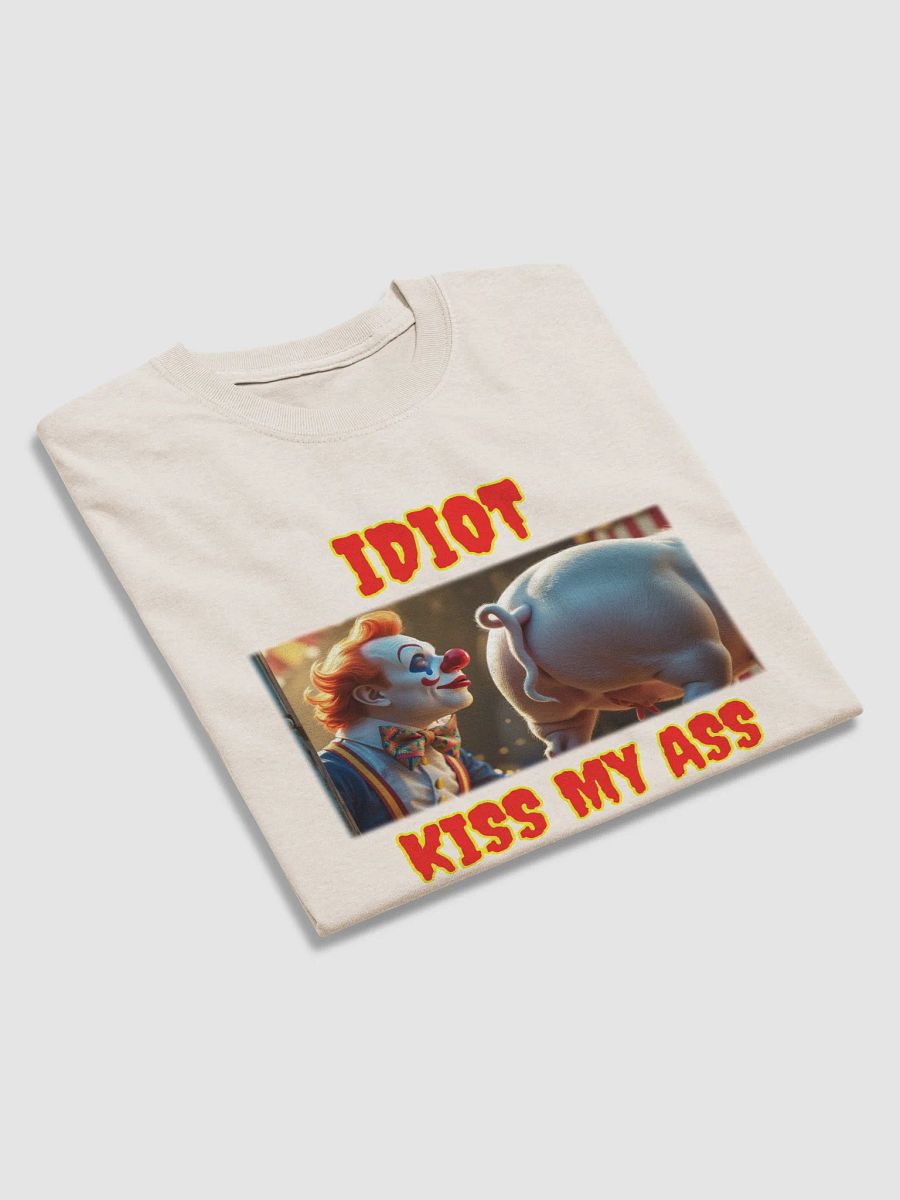 Sassy Clown & Pig Kiss T-Shirt product image (103)