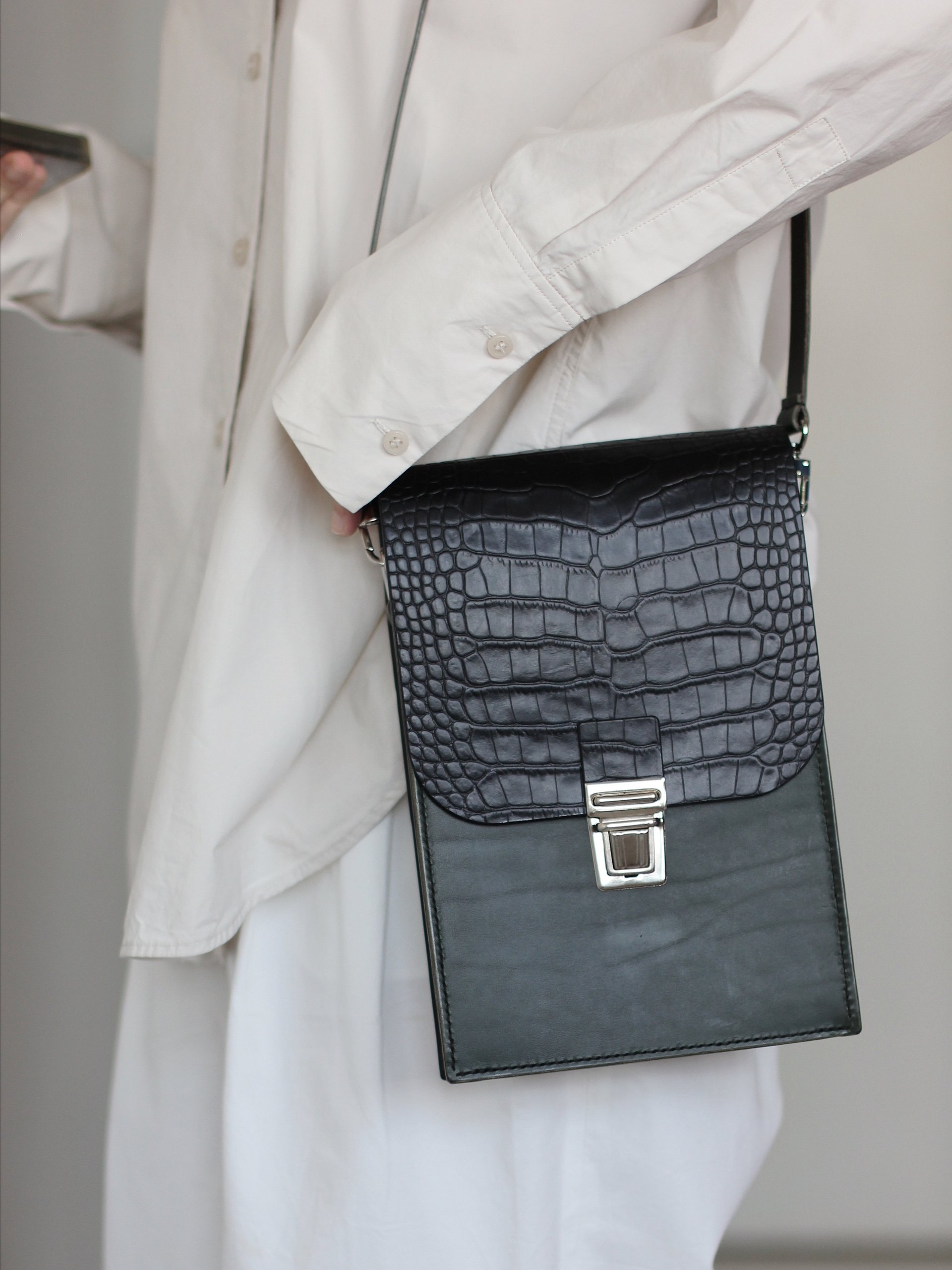 Croc Embossed Vegetable Tanned Leather Satchel product image (5)