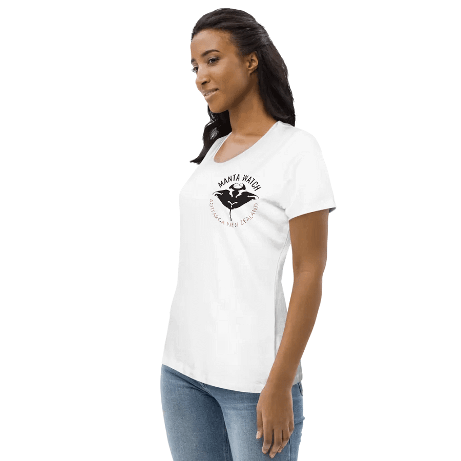 NZ Manta Tee - 3 Colour Logo (Slim) product image (3)