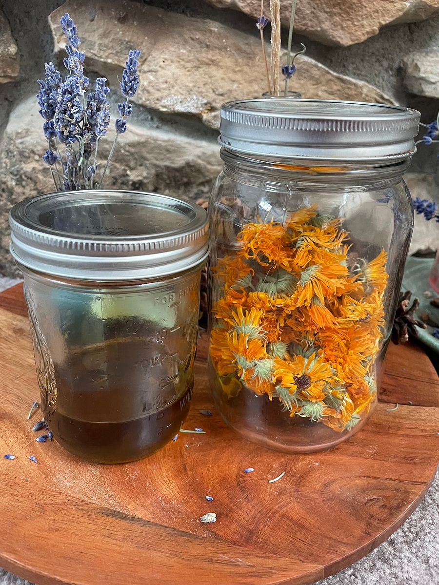 Super Calendula Salve, Triple Calendula Strength, Cold Pressed - Organic Ingredients product image (5)
