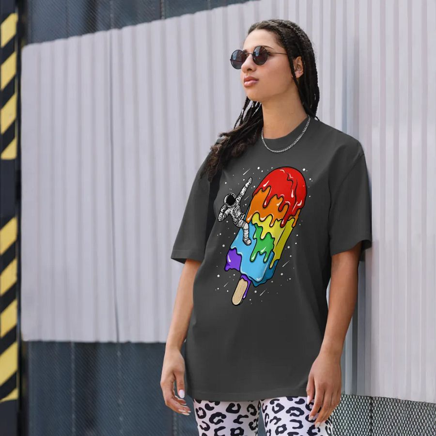 Ice Cream Astronaut - Rainbow - Oversized Tee product image (8)