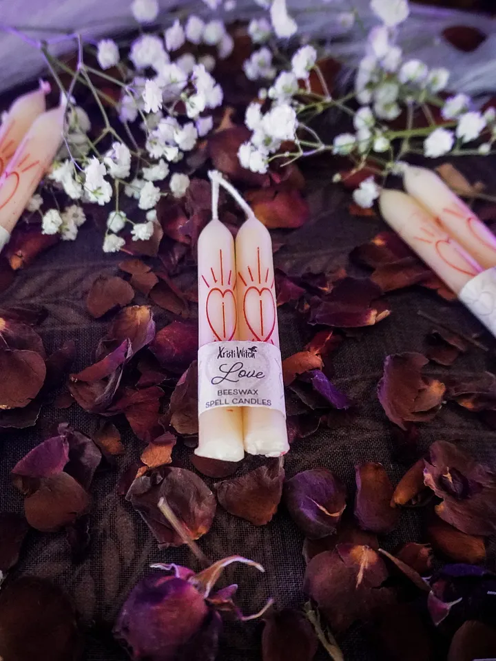 Love Beeswax Spell Candles (set of 2) product image (2)
