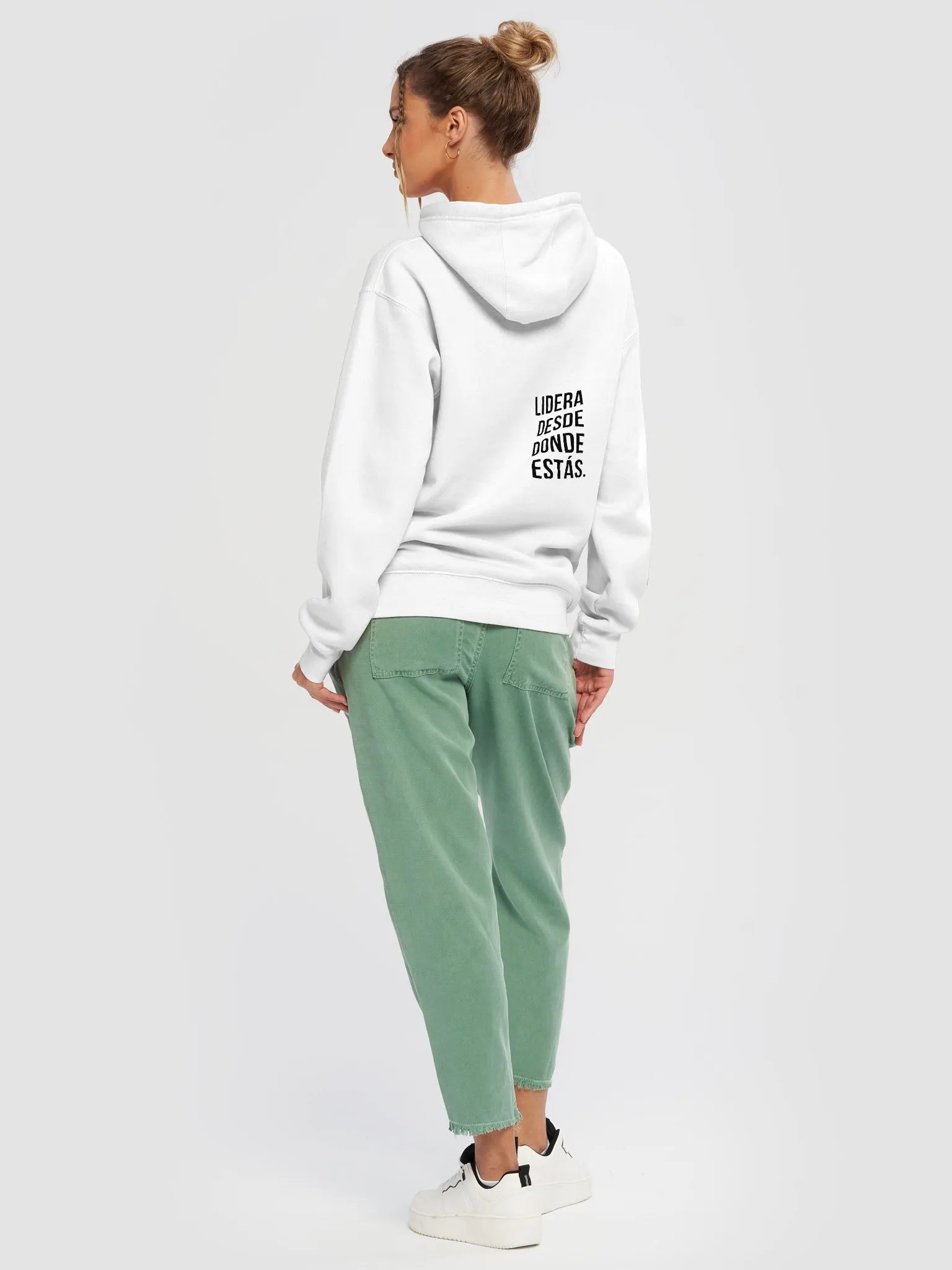 Lidera desde donde estás Hoodie | Black product image (22)