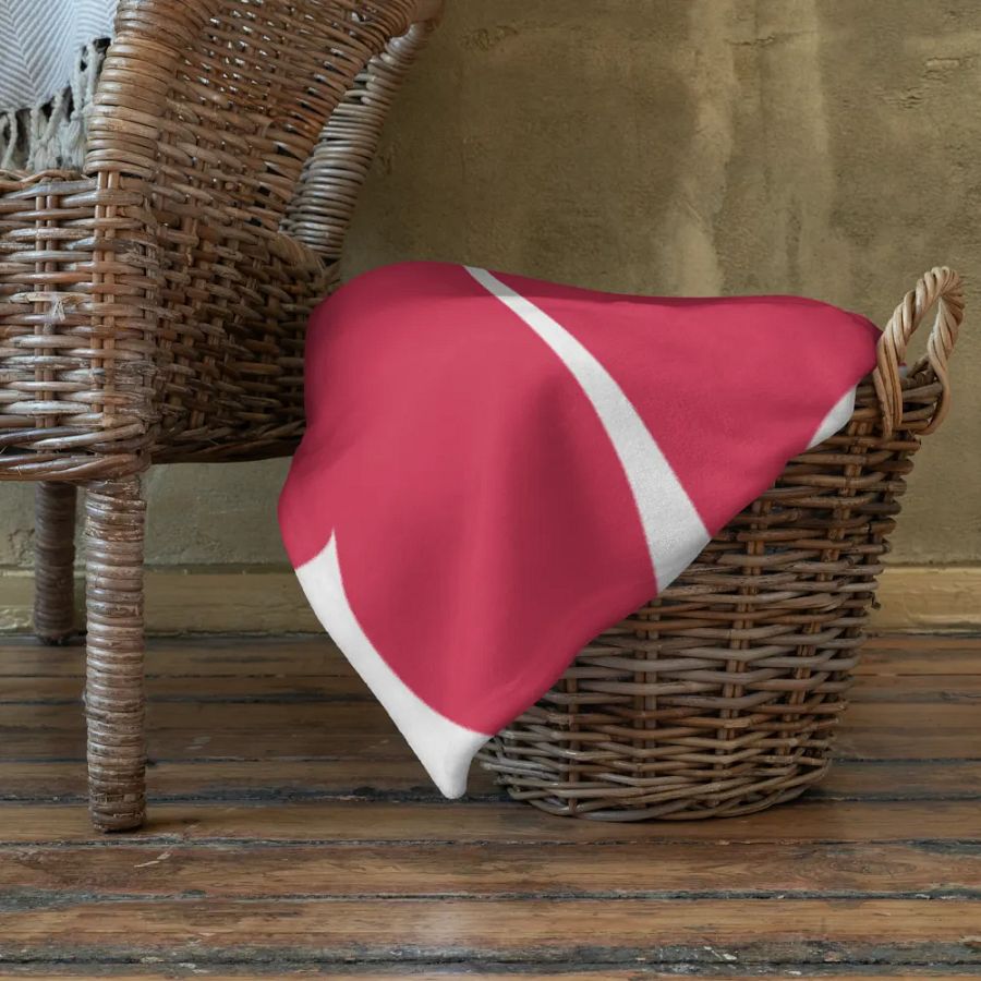 Nestled Hearts Throw Blanket product image (22)