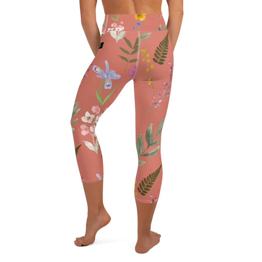 Floral Bliss Capri Leggings product image (6)