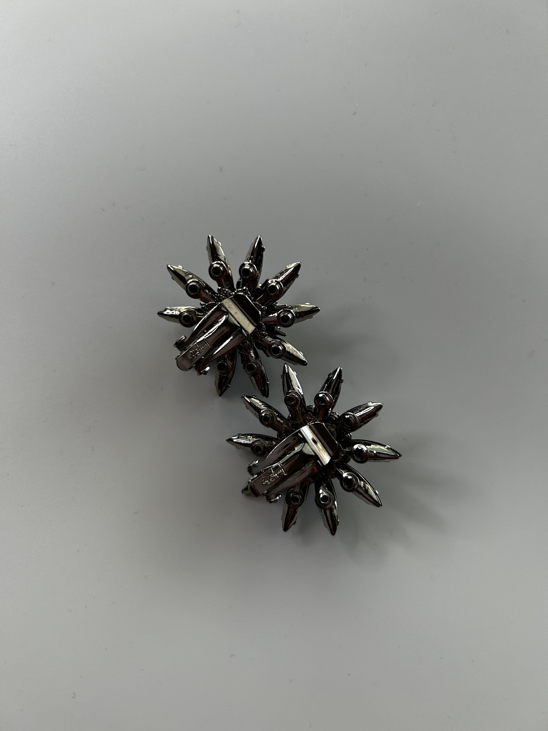 Vintage Judy Lee Black Crystal Starburst Clip On Earrings product image (6)