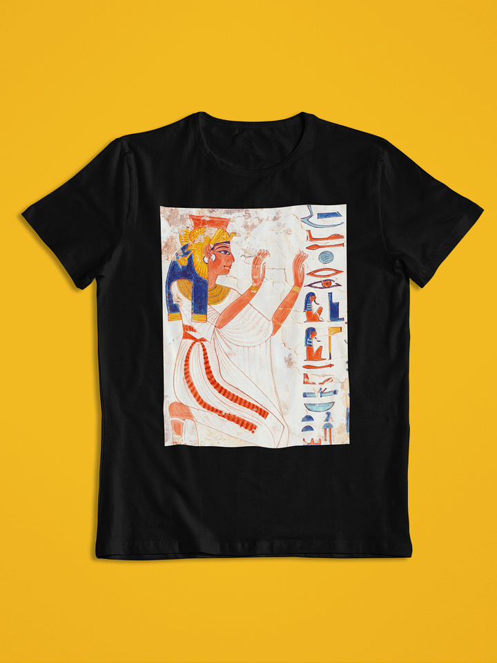 Queen Nefertari Kneeling in Adoration Ancient Egypt Art Unisex T-Shirt product image (1)