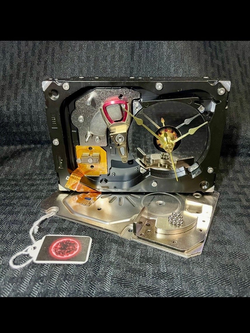 Red Sun - Hard Drive Clock product image (1)