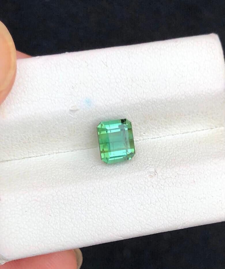 TOURMALINE APPLE GREEN COLOR STONE FOR MEN'S RING & STONE FOR GIFTS, 2.20 CARAT product image (1)